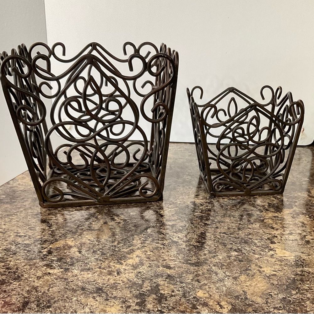 Elegant Black Metal Wire Baskets Set